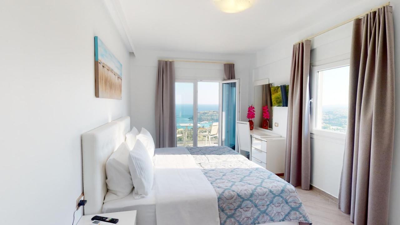Golden Lion Parga Hotel Exterior photo