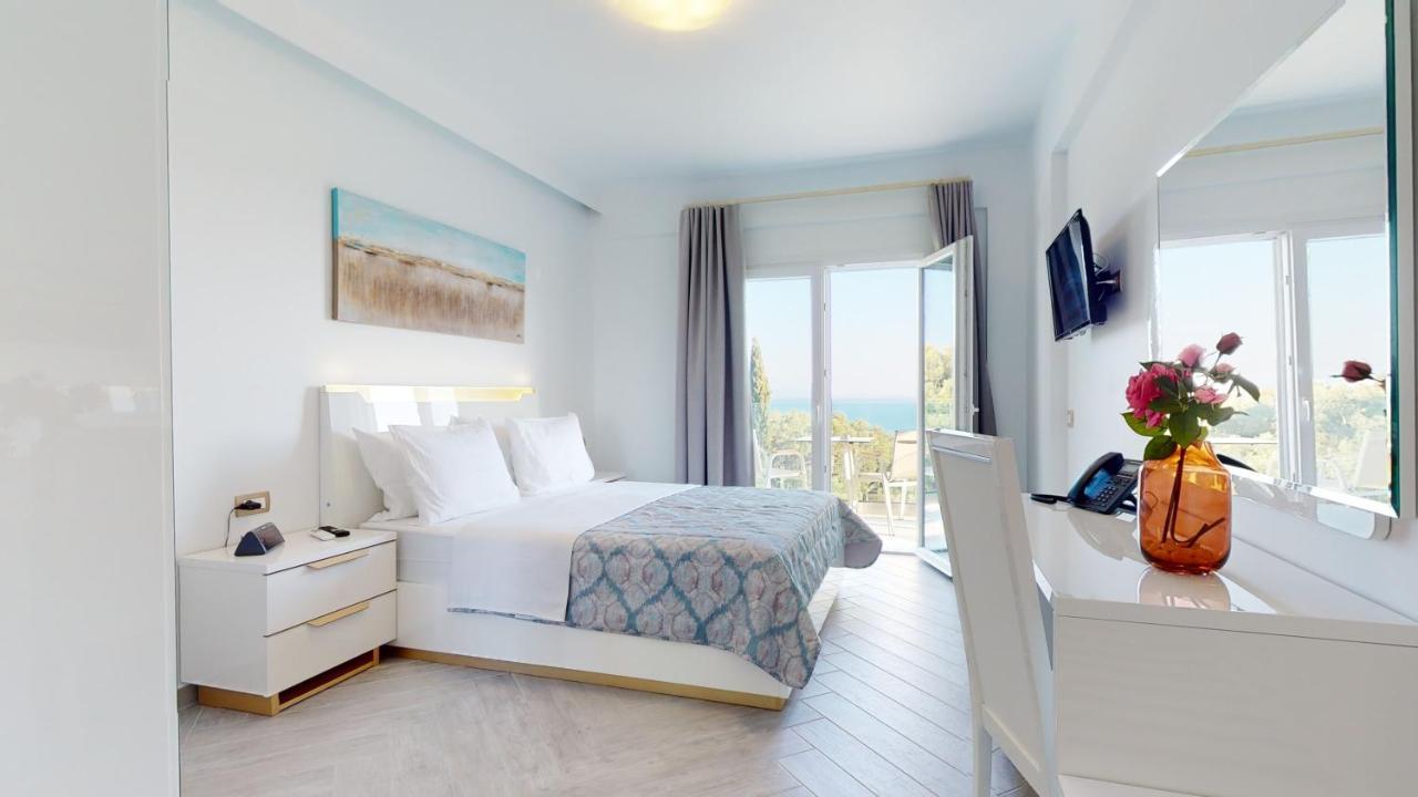 Golden Lion Parga Hotel Exterior photo